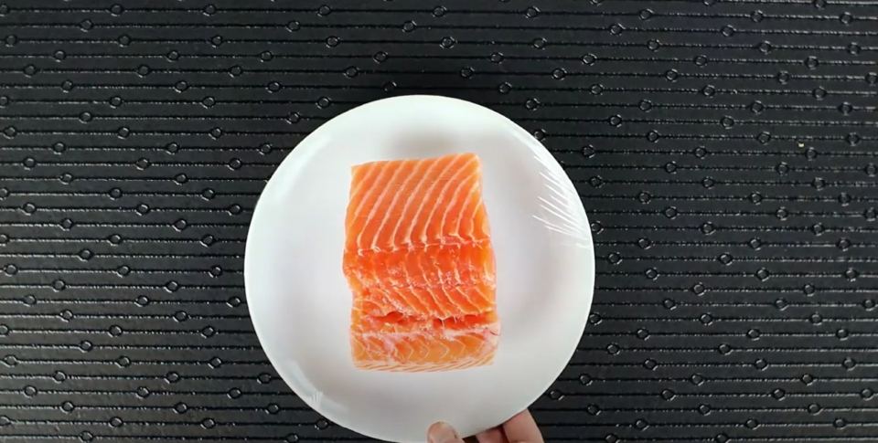 Safe home-made raw-fish dishes? With Freddy you can!