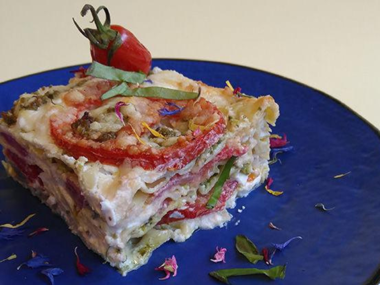 Lasagna with ricotta, pesto and cherry tomatoes