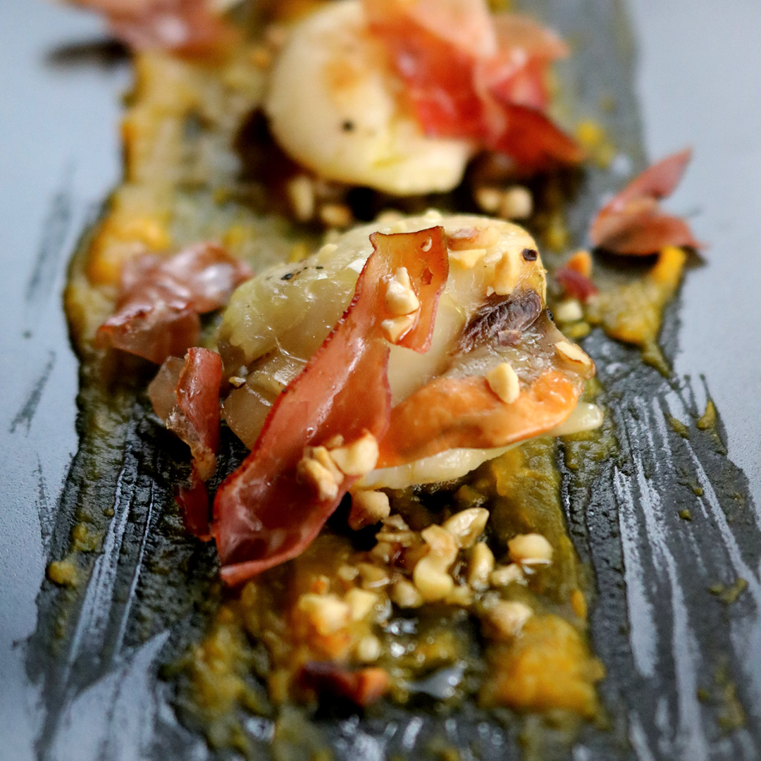 Scallops with pumpkin and orange purée